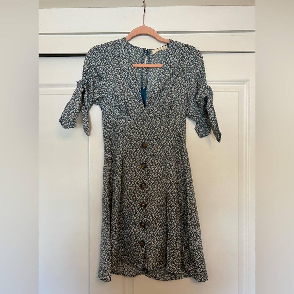 Hyped Unicorn Blue Floral Dress Size Small